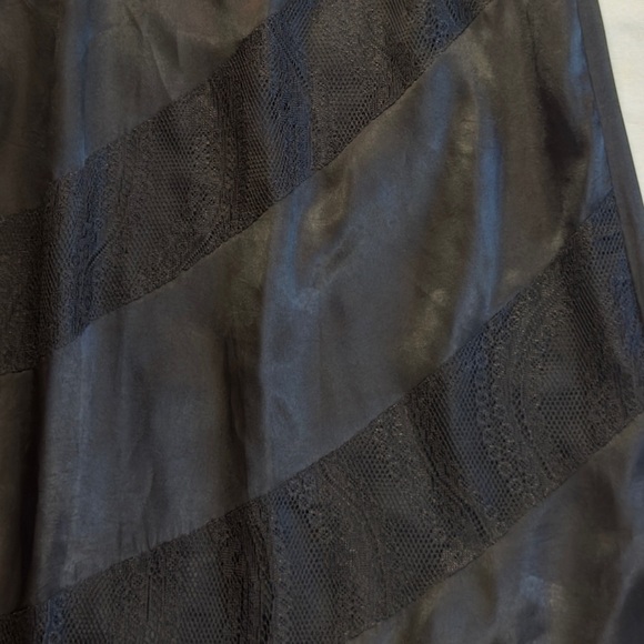 Vintage Black Skirt with Lace Panels Size Medium Made in USA - Picture 3 of 7
